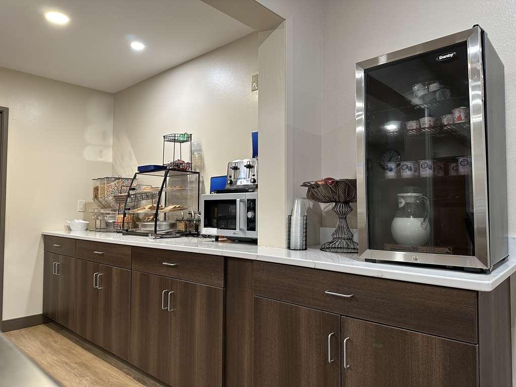 Best Western Vermillion Inn Restaurant photo